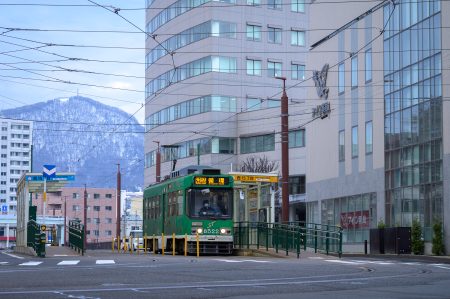 「街を走る市民の足」 