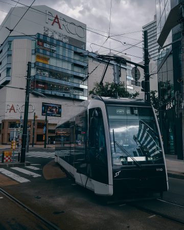 「街の今を映す札幌市電」 