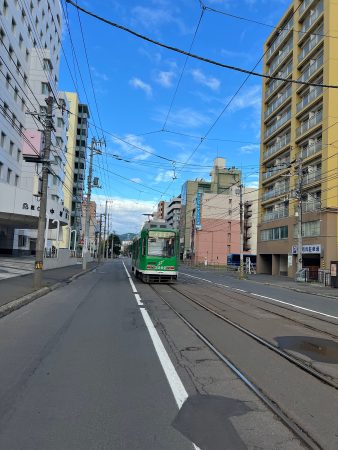「ジャンプ台へ向かって」 